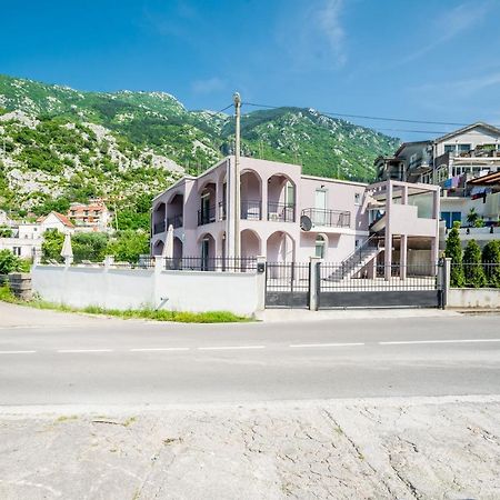Boka Bay 2 Apartment Kotor Exterior photo
