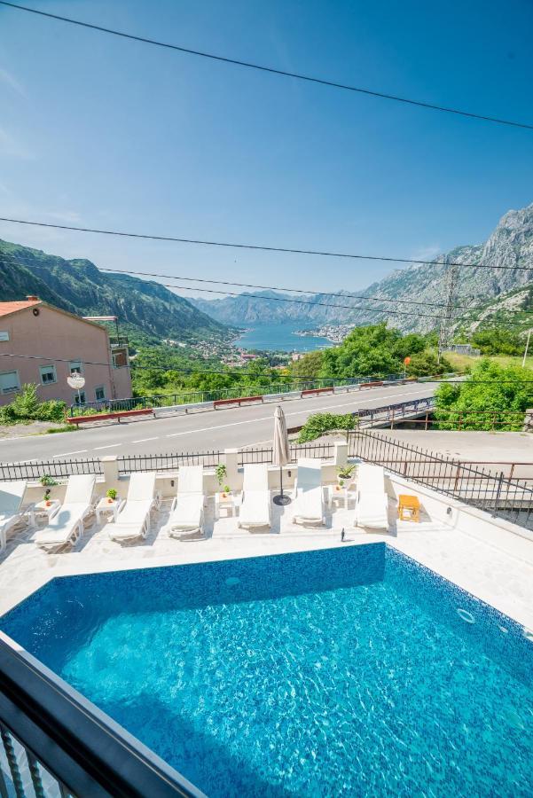 Boka Bay 2 Apartment Kotor Exterior photo