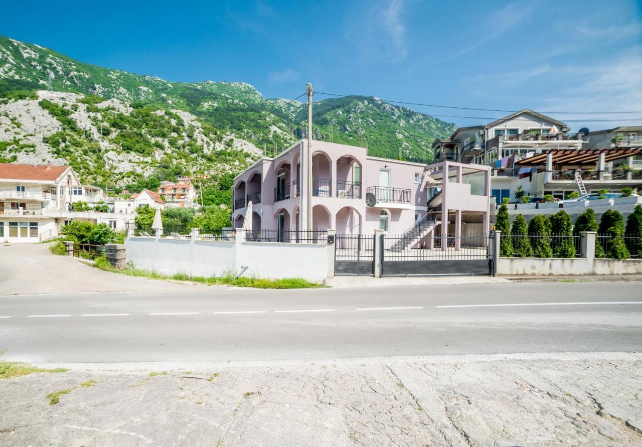 Boka Bay 2 Apartment Kotor Exterior photo